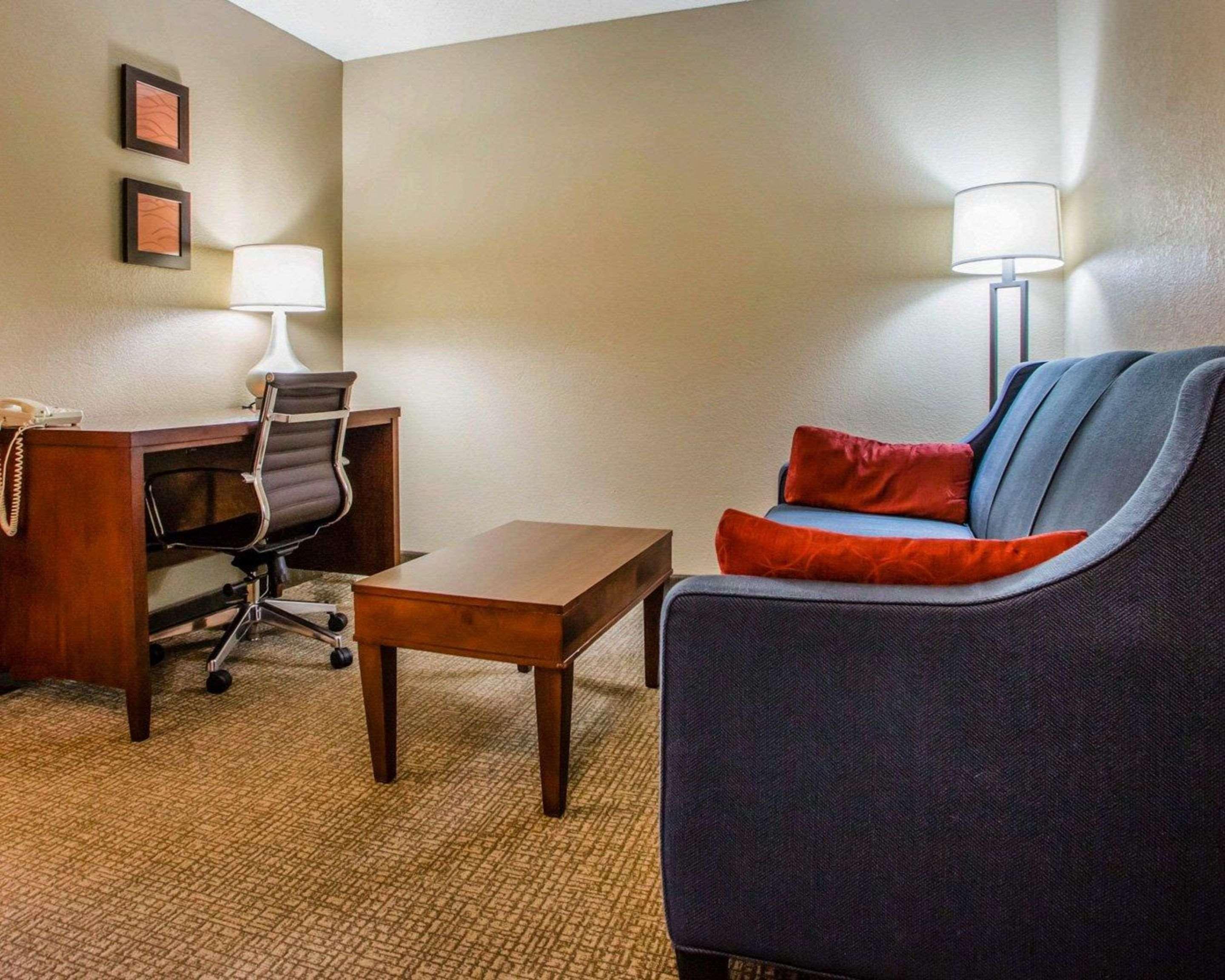 Comfort Inn & Suites Jackson - West Bend Luaran gambar