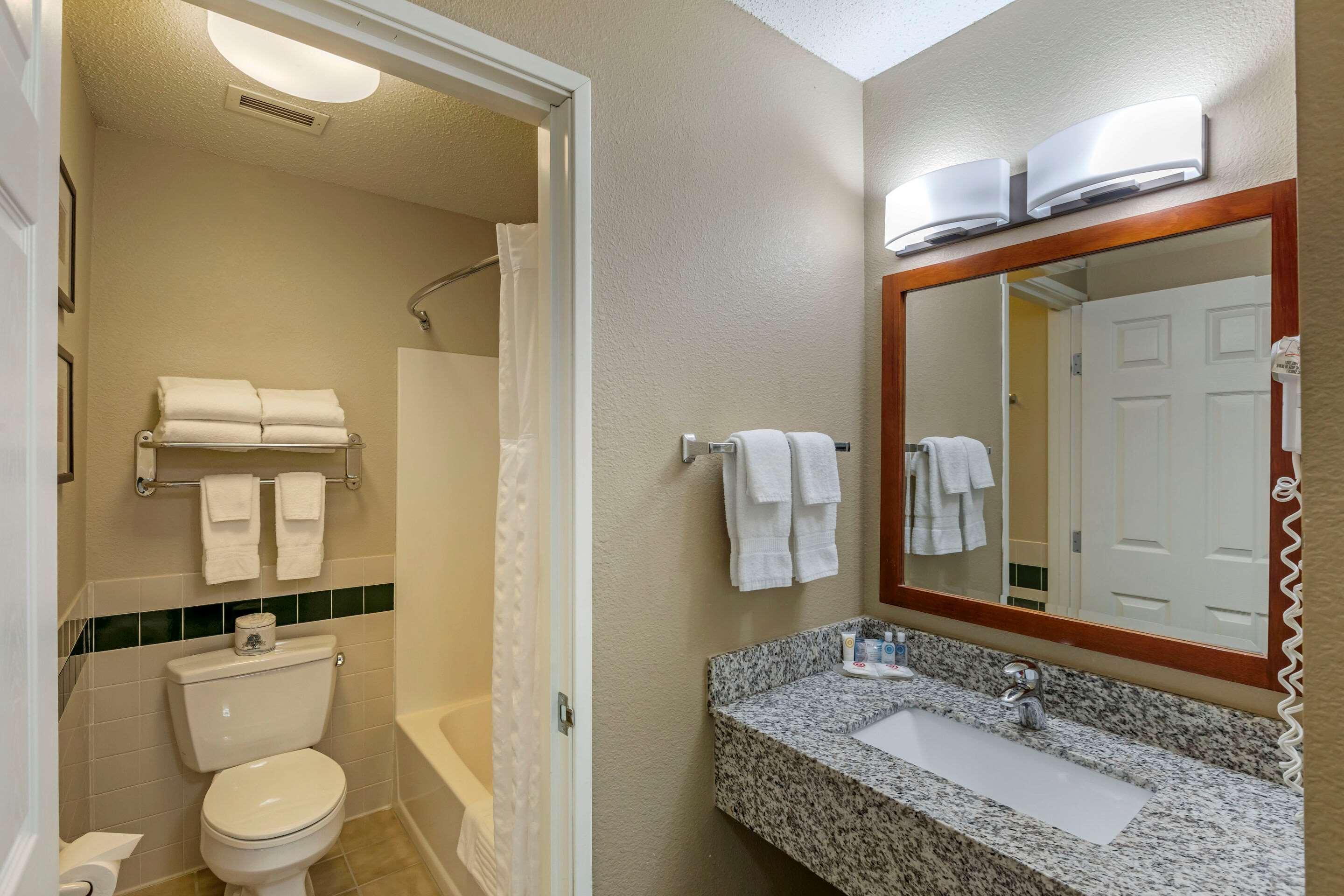 Comfort Inn & Suites Jackson - West Bend Luaran gambar