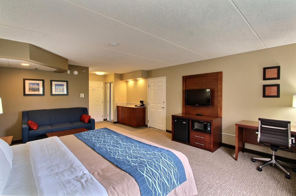 Comfort Inn & Suites Jackson - West Bend Luaran gambar