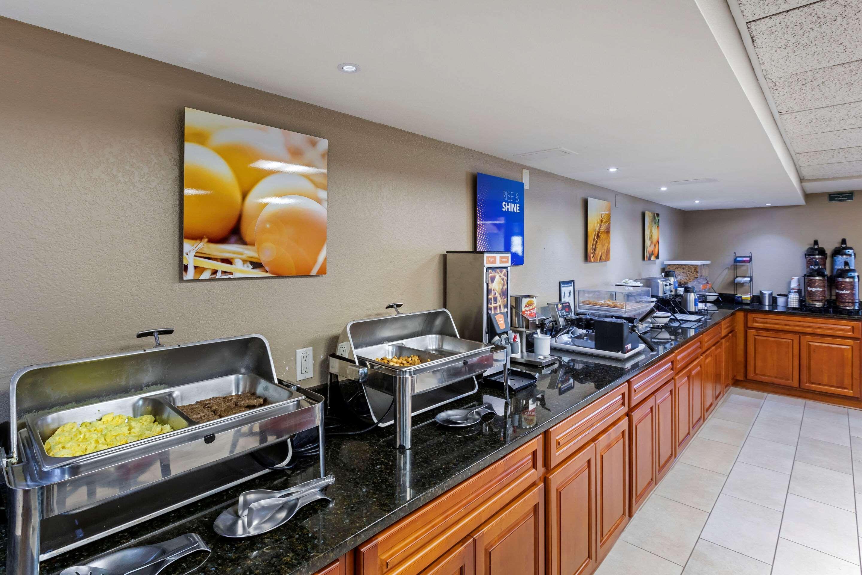 Comfort Inn & Suites Jackson - West Bend Luaran gambar