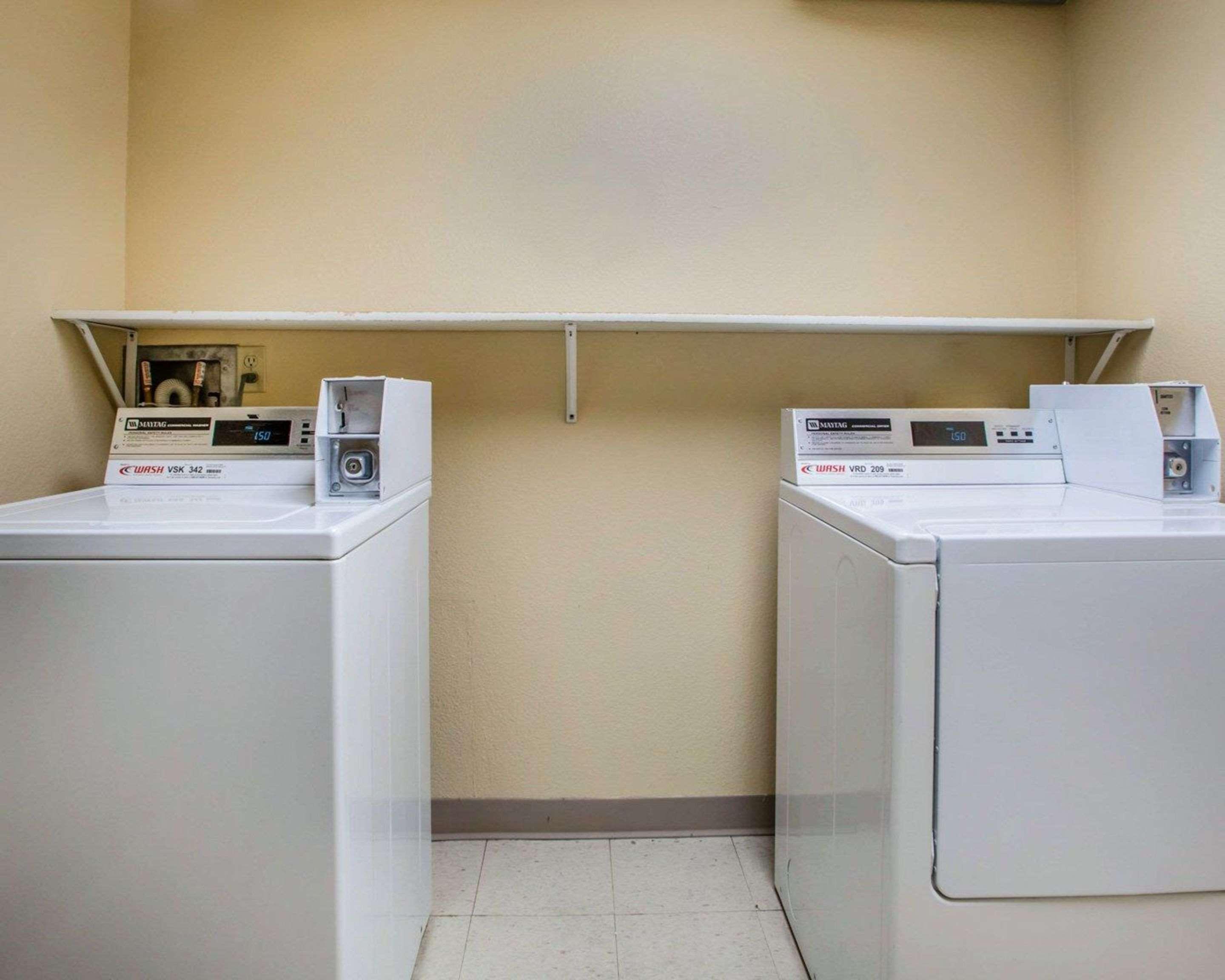 Comfort Inn & Suites Jackson - West Bend Luaran gambar