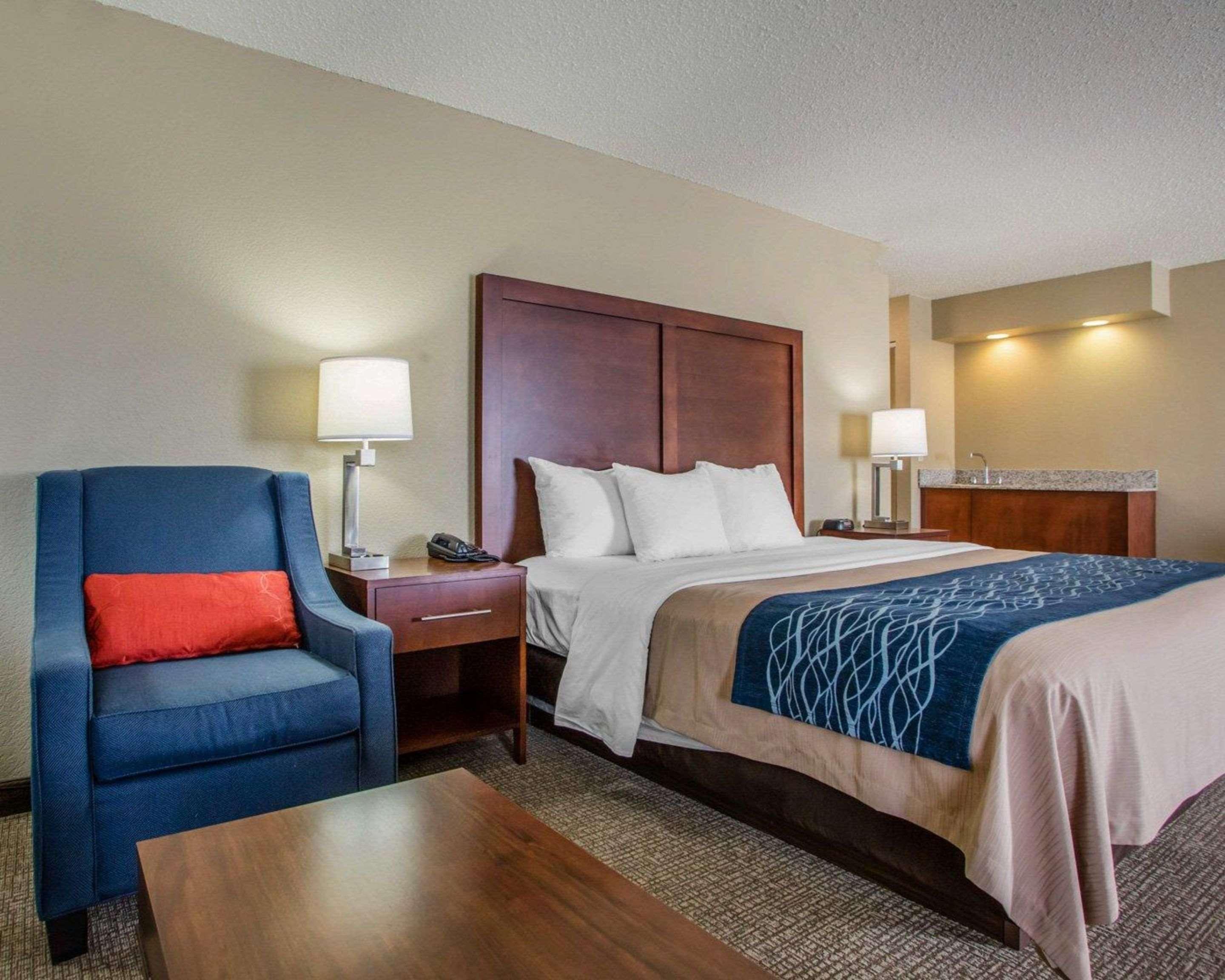Comfort Inn & Suites Jackson - West Bend Luaran gambar